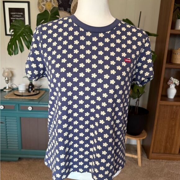 Levi's Blue and White Floral Short Sleeve Tee - Picture 1 of 6